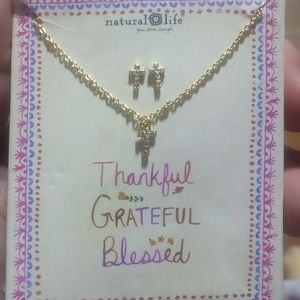 Kids cross w/diamonds & matching earrings